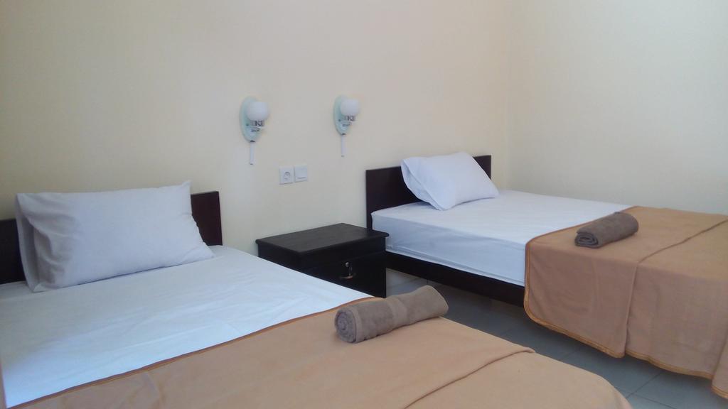 Jenny Bunker Homestay Кута Экстерьер фото